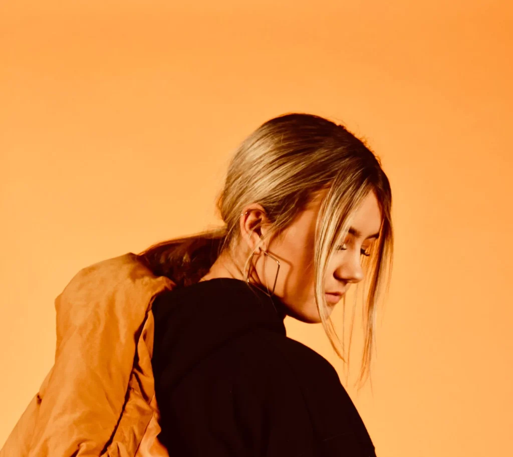 Revolutionizing the Way We Use Applications pexels jack winbow 1457983 3